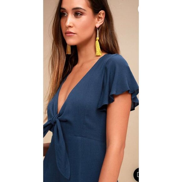 Lulu’s Women Black Tie Front Side Slit Culotte Jumpsuit Size XS - Picture 8 of 12